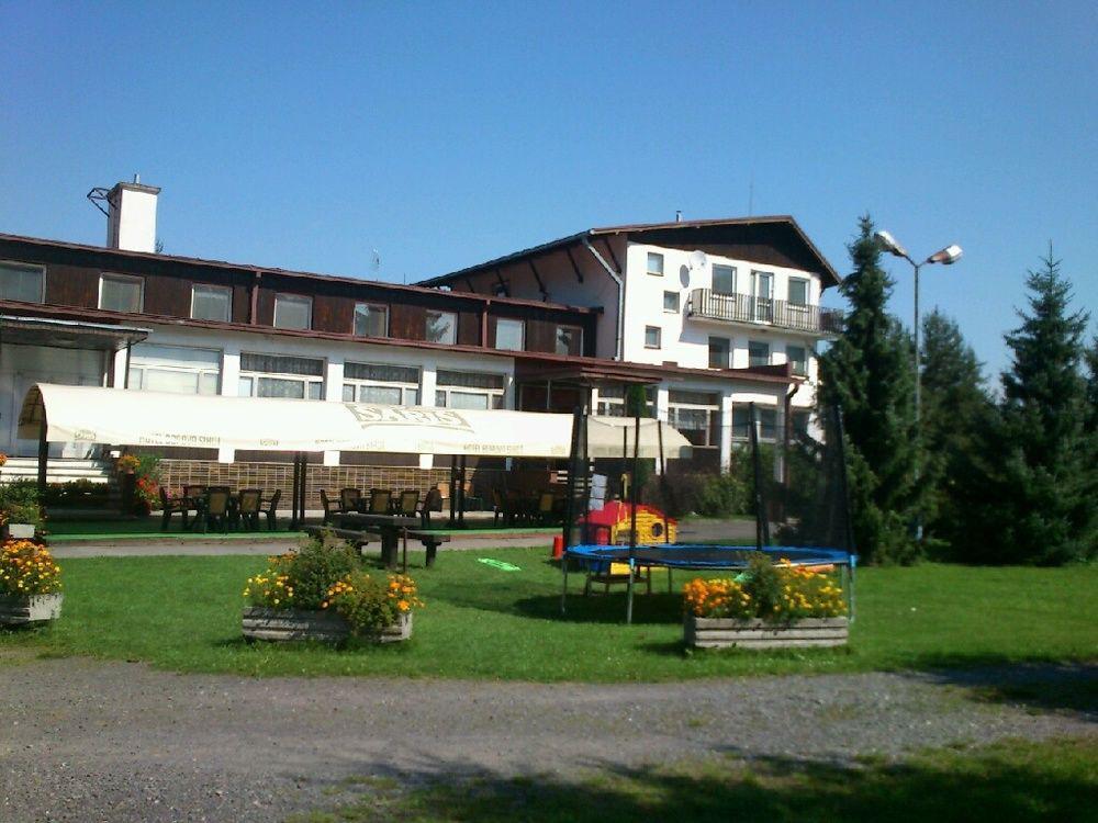 Borova Sihot Atc And Penzion Liptovsky Hradok Exterior foto